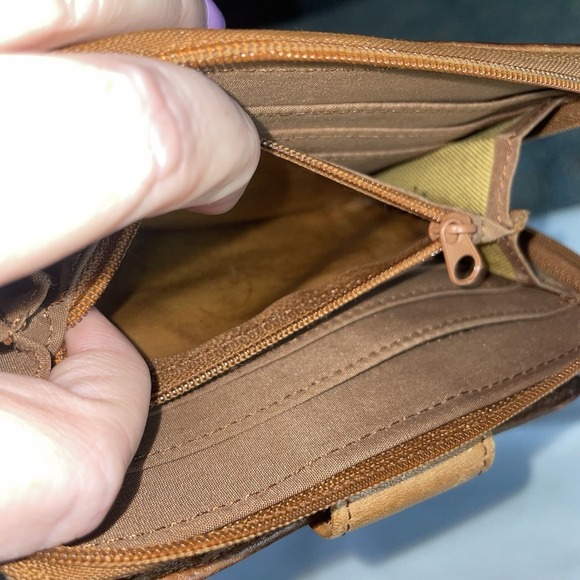 Fossil Caramel Brown Soft Pebbled Leather Wallet Zip & Snap Closure ID Holder - Picture 13 of 16